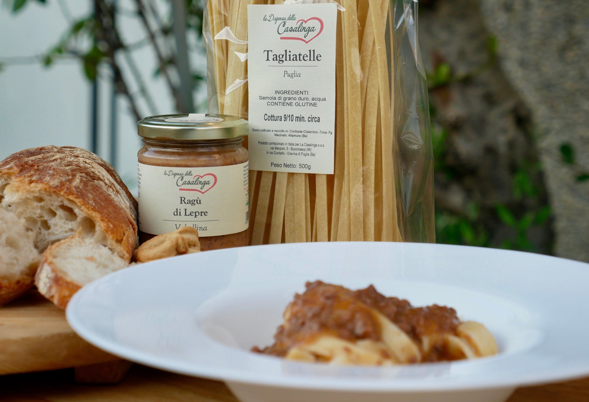 Tagliatelle al Ragù di Lepre, salvia e limone di Sorrento