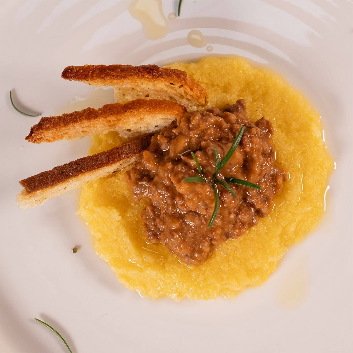 Polenta con Ragu di Cervo